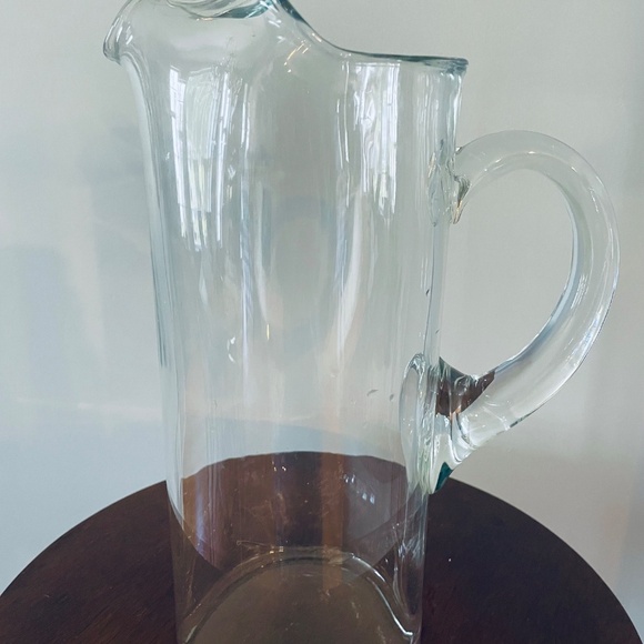 Vintage blown glass Tall Martini Pitcher, Tall glass Pitcher, glass Serveware - Picture 3 of 6